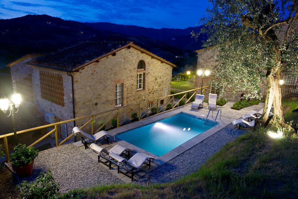 Suite Accommodation Mastiano Luaran gambar